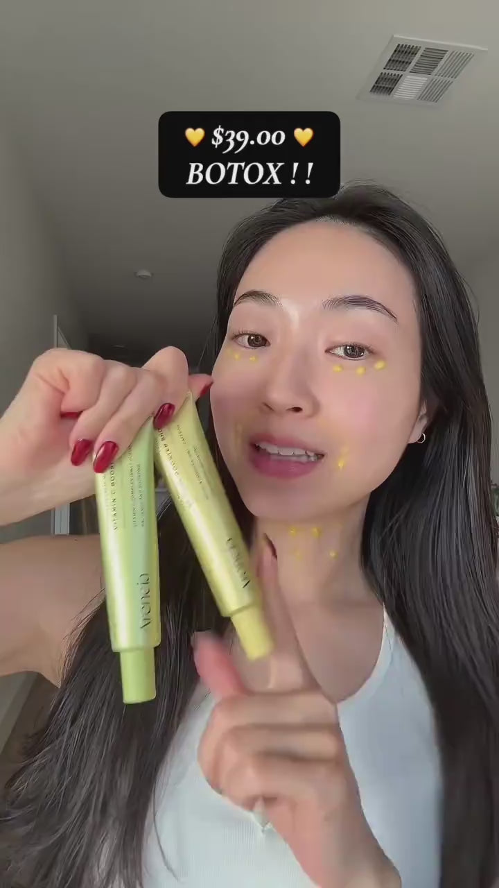 Vitamin C and Retinal Booster Duo Gift Set video